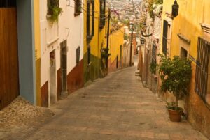 Best Time to Move: Insights for San Miguel de Allende